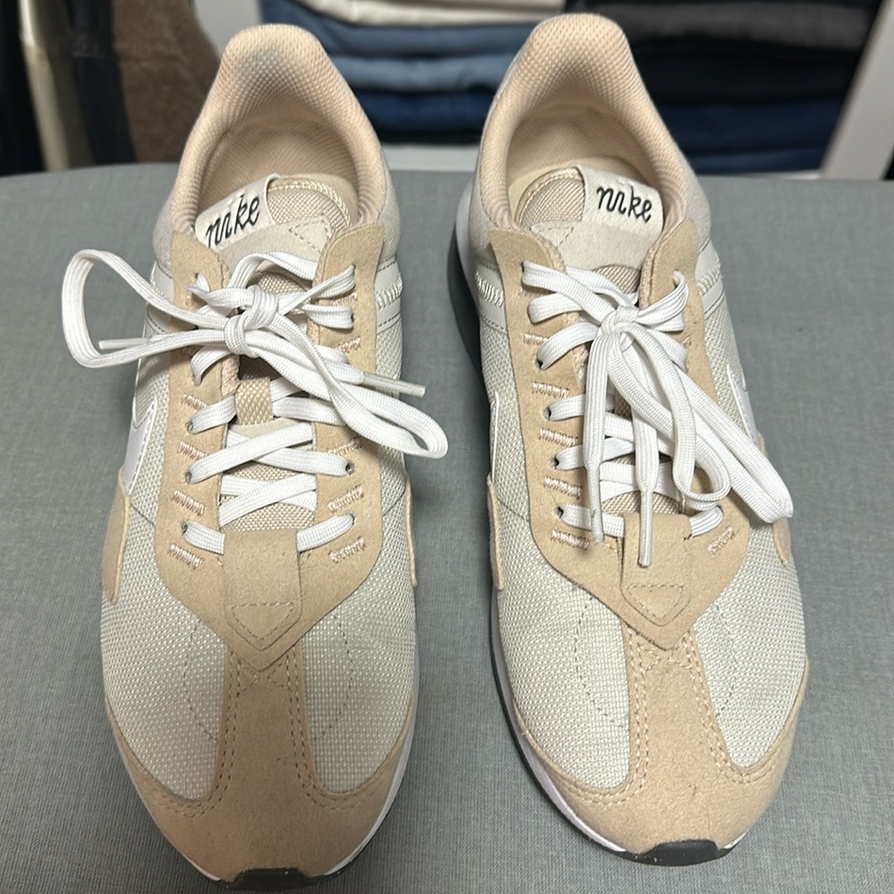 Women’s Nikes
